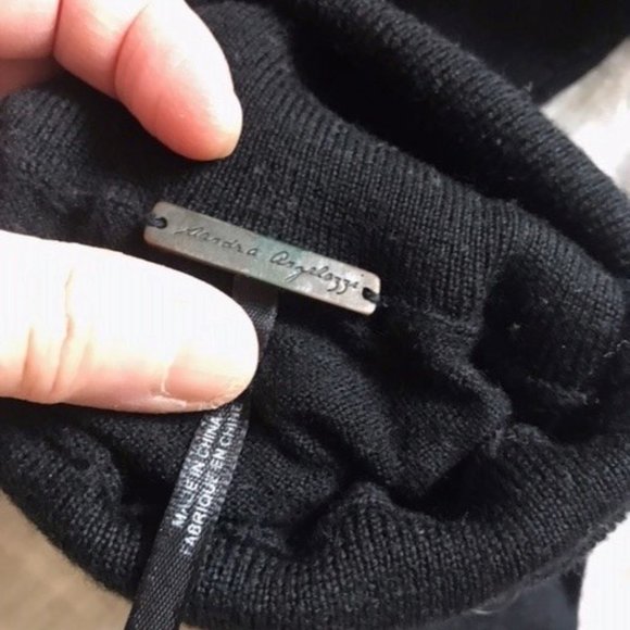 Wool sweater - Picture 6 of 6